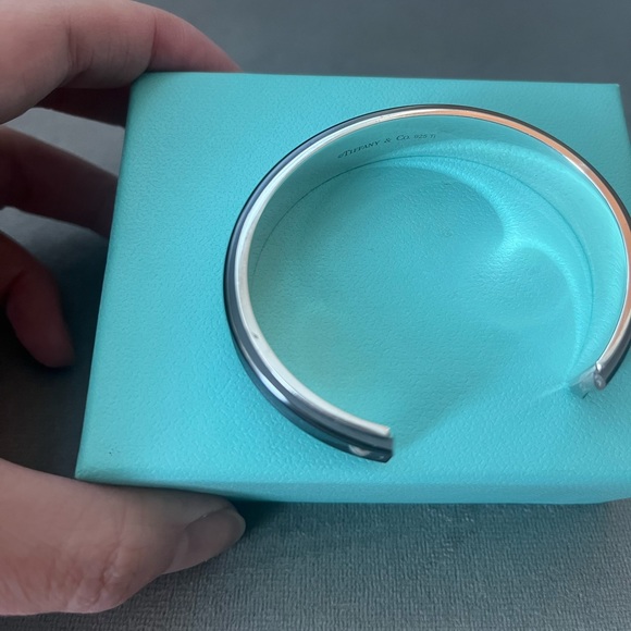 ❗️SOLD❗️Authentic Tiffany & Co. 1837 Midnight Titanium & Silver Cuff Bracelet - Picture 6 of 11